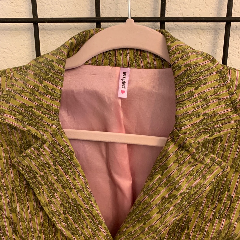 Jacket - Picture 3 of 3